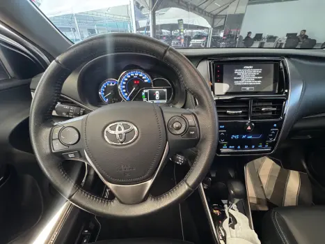 TOYOTA Yaris Sedan 1.5 16V 4P FLEX XLS MULTIDRIVE AUTOMTICO CVT, Foto 9