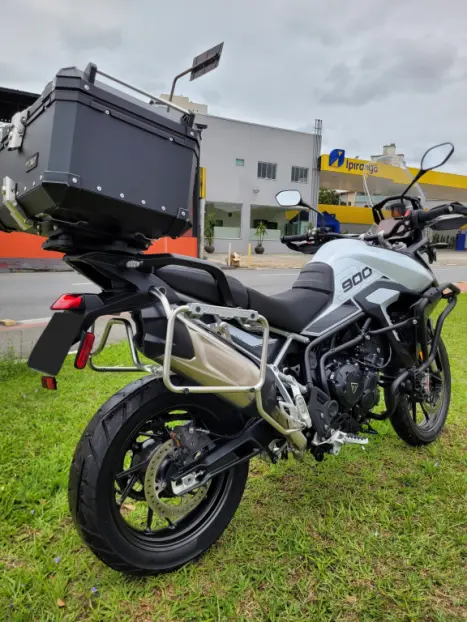 TRIUMPH Tiger 900 GT , Foto 3