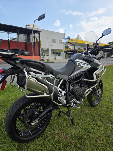 TRIUMPH Tiger 900 RALLY ARAGON, Foto 3
