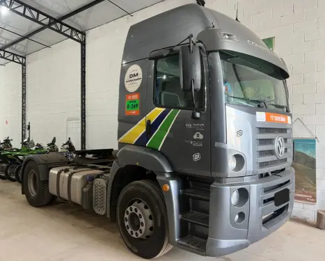 VOLKSWAGEN 19-360 , Foto 1