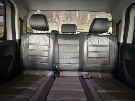 VOLKSWAGEN Amarok 3.0 V6 CABINE DUPLA COMFORT 4X4 TURBO INTERCOOLER AUTOM�TICO, Foto 18