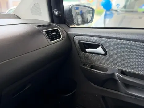 VOLKSWAGEN Fox 1.0, Foto 20