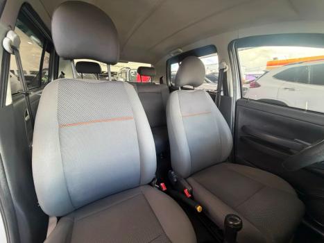 VOLKSWAGEN Fox 1.0, Foto 10