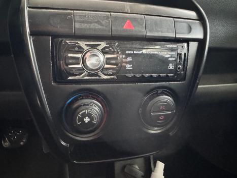 VOLKSWAGEN Fox 1.6 4P PLUS FLEX, Foto 6