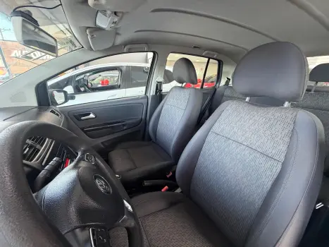 VOLKSWAGEN Fox 1.6 4P, Foto 14