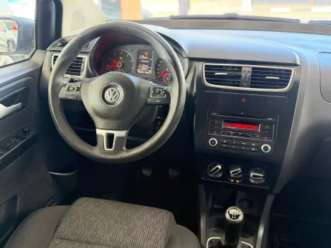 VOLKSWAGEN Fox 1.6 4P, Foto 16