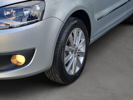 VOLKSWAGEN Fox 1.6 4P, Foto 8