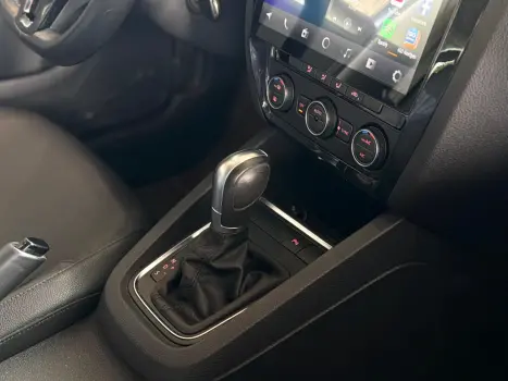 VOLKSWAGEN Jetta 1.4 16V 4P TSI COMFORTLINE AUTOM�TICO, Foto 14