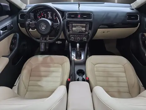 VOLKSWAGEN Jetta 2.0 4P TSI HIGHLINE 211 CV AUTOMTICO, Foto 9