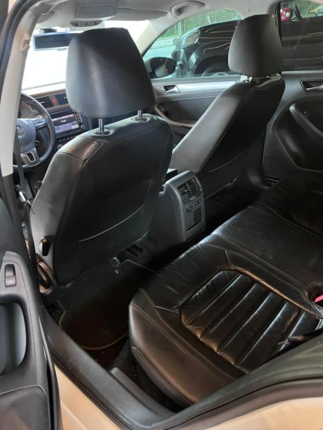 VOLKSWAGEN Jetta 2.0 4P TSI HIGHLINE 200 CV AUTOM�TICO, Foto 9