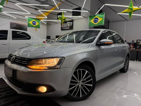 VOLKSWAGEN Jetta 2.0 4P FLEX COMFORTLINE TIPTRONIC AUTOM�TICO, Foto 3