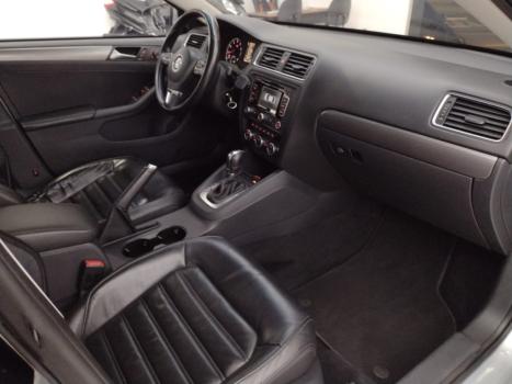 VOLKSWAGEN Jetta 2.0 4P FLEX COMFORTLINE TIPTRONIC AUTOM�TICO, Foto 13