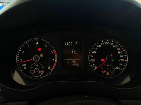 VOLKSWAGEN Jetta 2.0 4P COMFORTLINE TIPTRONIC AUTOM�TICO, Foto 23