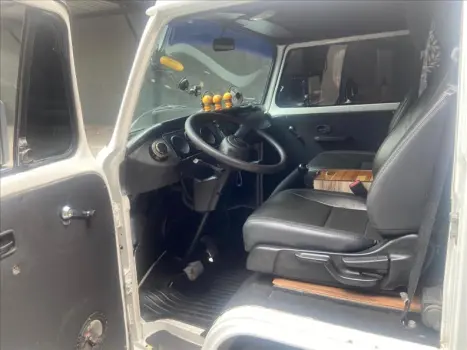 VOLKSWAGEN Kombi 1.6 3P STD MI ESCOLAR, Foto 18