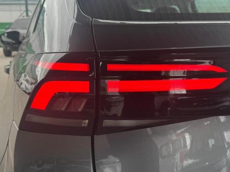 VOLKSWAGEN Nivus 1.0 4P FLEX 200 TSI COMFORTLINE TURBO AUTOMTICO, Foto 9