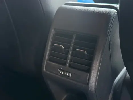 VOLKSWAGEN Nivus 1.0 4P FLEX 200 TSI HIGHLINE TURBO AUTOMTICO, Foto 9