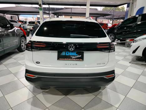 VOLKSWAGEN Nivus 1.0 4P FLEX 200 TSI COMFORTLINE TURBO AUTOMTICO, Foto 4