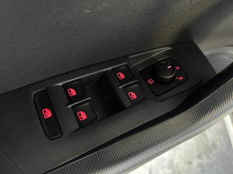 VOLKSWAGEN Nivus 1.0 4P FLEX 200 TSI HIGHLINE TURBO AUTOM�TICO, Foto 10