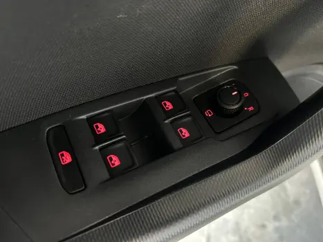 VOLKSWAGEN Nivus 1.0 4P FLEX 200 TSI HIGHLINE TURBO AUTOM�TICO, Foto 10