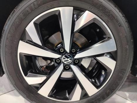 VOLKSWAGEN Nivus 1.0 4P FLEX 200 TSI HIGHLINE TURBO AUTOM�TICO, Foto 9