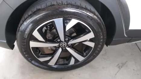 VOLKSWAGEN Nivus 1.0 4P FLEX 200 TSI HIGHLINE TURBO AUTOM�TICO, Foto 18