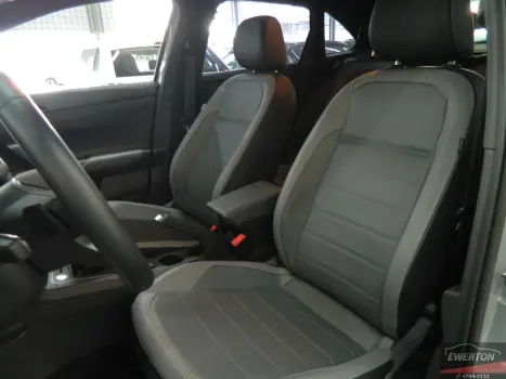 VOLKSWAGEN Nivus 1.0 4P FLEX 200 TSI HIGHLINE TURBO AUTOM�TICO, Foto 10