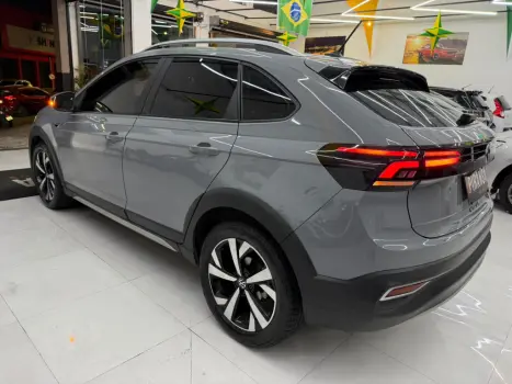 VOLKSWAGEN Nivus 1.0 4P FLEX 200 TSI HIGHLINE TURBO AUTOM�TICO, Foto 6