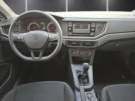 VOLKSWAGEN Polo Hatch , Foto 10