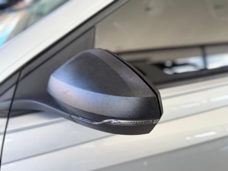 VOLKSWAGEN Polo Hatch 1.0 16V 4P, Foto 7