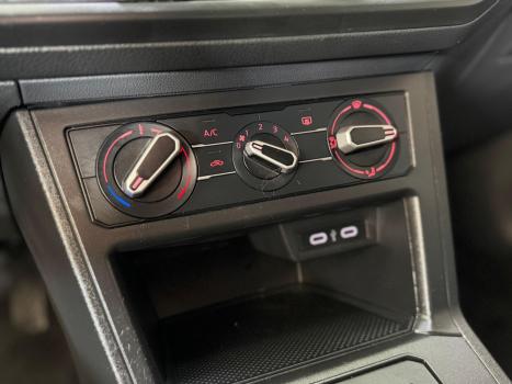 VOLKSWAGEN Polo Hatch 1.0 16V 4P, Foto 18