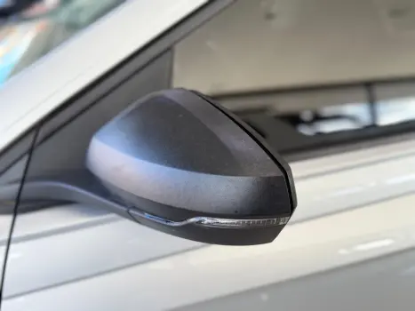 VOLKSWAGEN Polo Hatch 1.0 16V 4P, Foto 7