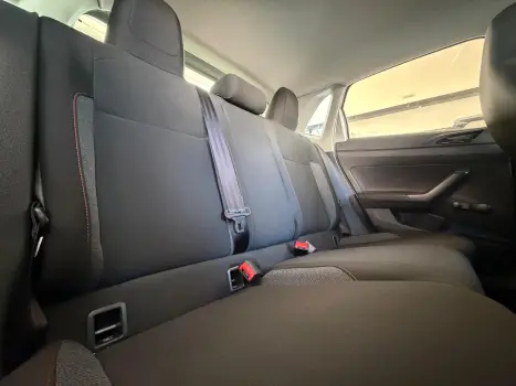 VOLKSWAGEN Polo Hatch 1.0 16V 4P, Foto 10