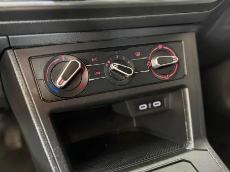 VOLKSWAGEN Polo Hatch 1.0 16V 4P, Foto 18