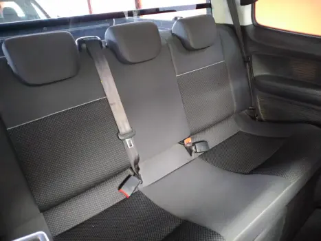 VOLKSWAGEN Saveiro 1.6 FLEX MSI ROBUST CABINE DUPLA, Foto 17