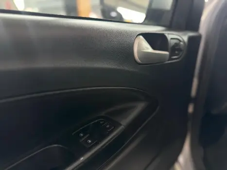 VOLKSWAGEN Saveiro 1.6 G6 TRENDLINE FLEX, Foto 15 VOLKSWAGEN Saveiro 1.6 G6 TRENDLINE FLEX, Foto 15