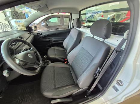 VOLKSWAGEN Saveiro 1.6 G7 ROBUST CABINE DUPLA FLEX, Foto 4
