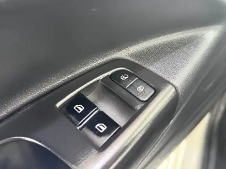 VOLKSWAGEN Saveiro 1.6 16V FLEX MSI ROBUST CABINE SIMPLES, Foto 18