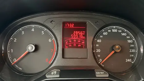 VOLKSWAGEN Saveiro 1.6 16V FLEX MSI ROBUST CABINE SIMPLES, Foto 2