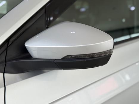 VOLKSWAGEN T-Cross 1.0 4P 200 TSI FLEX SENSE AUTOM�TICO, Foto 6