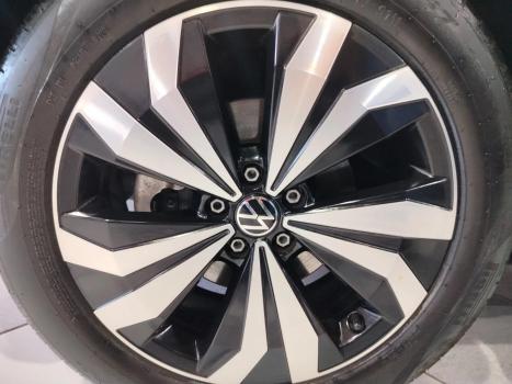 VOLKSWAGEN T-Cross 1.0 4P 200 TSI FLEX COMFORTLINE AUTOM�TICO, Foto 9