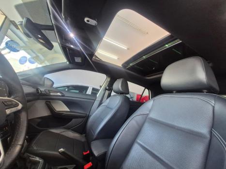 VOLKSWAGEN T-Cross 1.4 4P 250 TSI FLEX HIGHLINE AUTOM�TICO, Foto 9