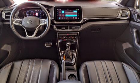 VOLKSWAGEN T-Cross 1.4 4P 250 TSI FLEX HIGHLINE AUTOM�TICO, Foto 16