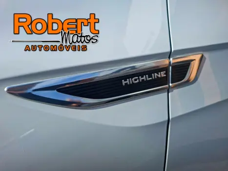 VOLKSWAGEN T-Cross 1.4 4P 250 TSI FLEX HIGHLINE AUTOM�TICO, Foto 8
