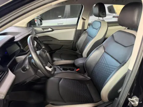 VOLKSWAGEN Taos 1.4 16V 4P FLEX 250 TSI COMFORTLINE AUTOM�TICO, Foto 18