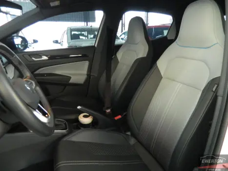 VOLKSWAGEN Tera 1.0 12V 4P 170 TSI HIGH AUTOM�TICO, Foto 11