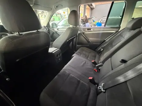 VOLKSWAGEN Tiguan 2.0 16V 4P FSI 4WD TURBO AUTOM�TICO, Foto 14