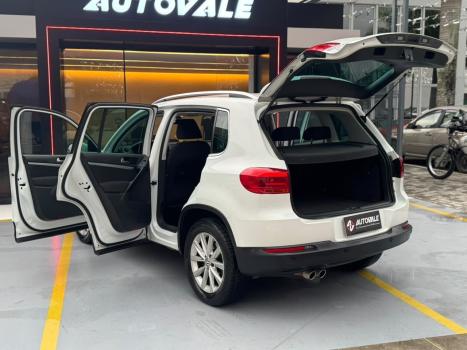 VOLKSWAGEN Tiguan 2.0 16V 4P TSI 4WD TURBO AUTOMÁTICO, Foto 10