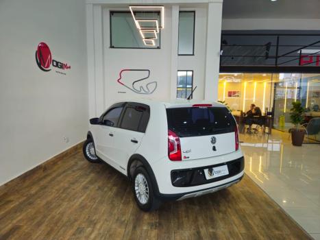 VOLKSWAGEN UP 1.0 12V 4P TRACK FLEX, Foto 4