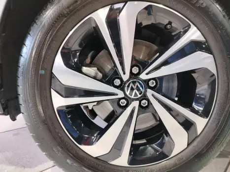 VOLKSWAGEN Virtus 1.0 4P 200 TSI FLEX COMFORTLINE AUTOMÁTICO, Foto 9 VOLKSWAGEN Virtus 1.0 4P 200 TSI FLEX COMFORTLINE AUTOMÁTICO, Foto 9