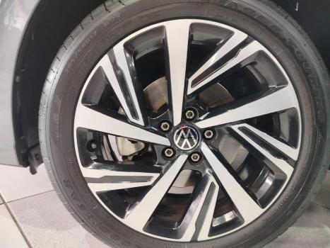 VOLKSWAGEN Virtus 1.0 4P 200 TSI FLEX HIGHLINE AUTOMTICO, Foto 9